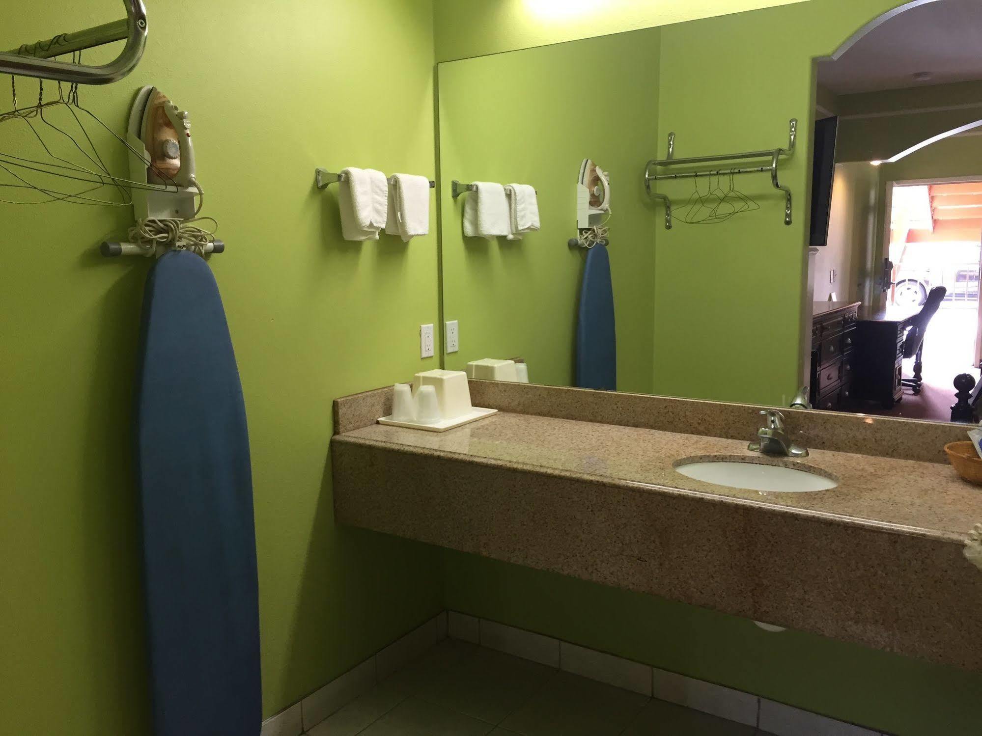 Crystal Suites Houston Buitenkant foto
